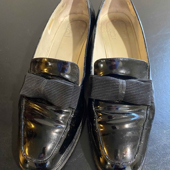 Joan and David - John Deere Armin Black Patent Leather Loafer - Sz 41, US 10 - Picture 2 of 7